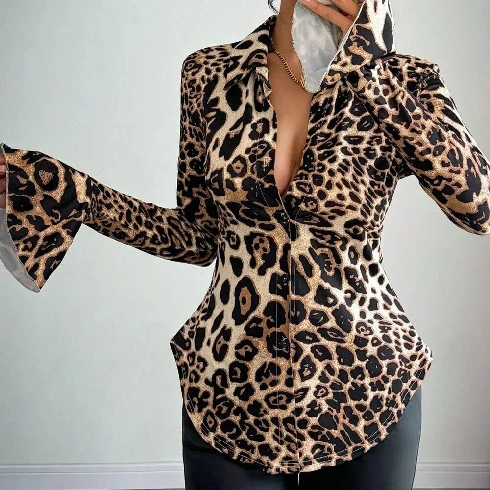 Multicolor Elegant Women's Leopard Print Tight Bell Sleeve Blouse - Picture 3 of 5